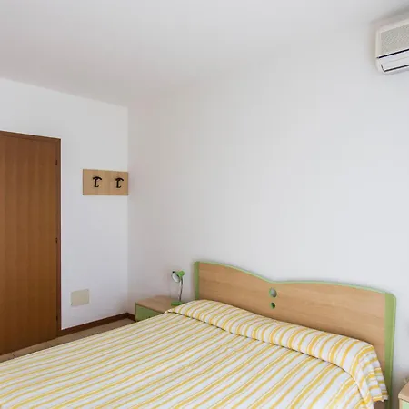 Gorgeous In With Swimming Pool Appartement *