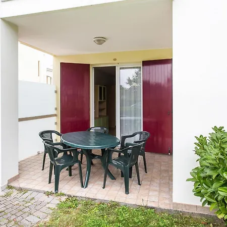 1 Bedroom In *
